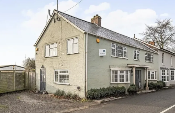 Modernisation in Pewsey photo